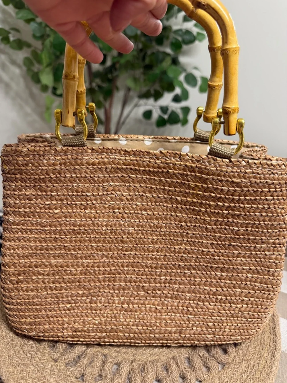 Croft & Barrow Woven Straw small Tote Bag w/ Bamboo Handles - Picture 7 of 10